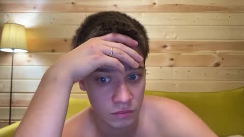 Snapshot of realsupermichael chatting on October 2, 2025, 5:09 pm AliceEve online show from October 2, 2025, 5:09 pm