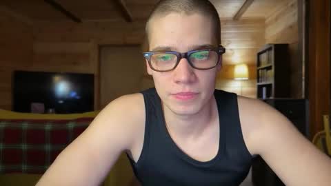 AliceEve online show from March 18, 2026, 6:00 pm