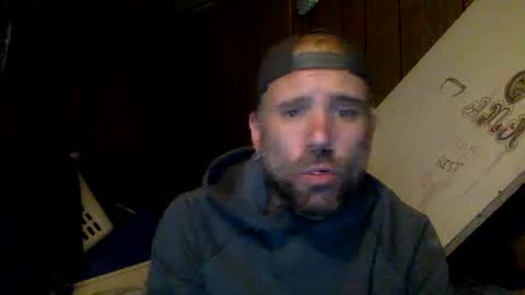 Snapshot of realzilla69 chatting on February 14, 2025, 8:10 am realzilla69 online show from February 14, 2025, 8:10 am