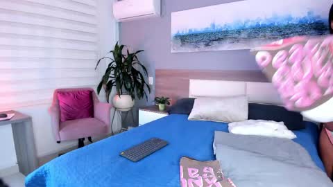 Snapshot of rebeca_cortez1 chatting on April 22, 2026, 7:59 pm I invite you to my birthday on November 3th online show from April 22, 2026, 7:59 pm