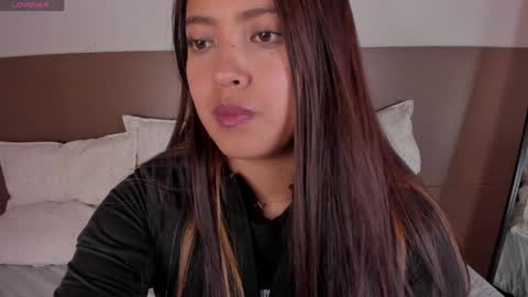 Snapshot of rebeca_williams_ chatting on June 6, 2026, 12:43 pm Rebeca Williams online show from June 6, 2026, 12:43 pm