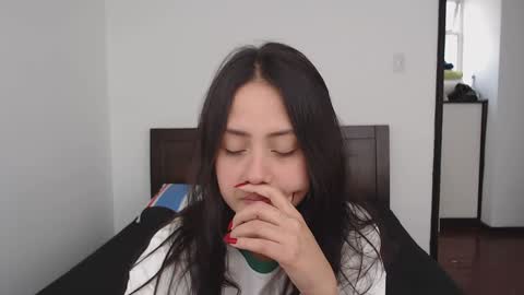 Snapshot of rebecca_collins chatting on January 26, 2025, 10:13 pm Rebecca independent model online show from January 26, 2025, 10:13 pm