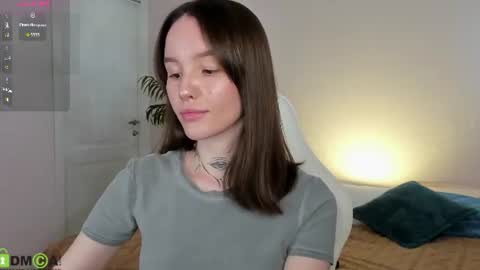 Snapshot of rebecca_vargas chatting on June 16, 2026, 12:57 am Rebecca online show from June 16, 2026, 12:57 am