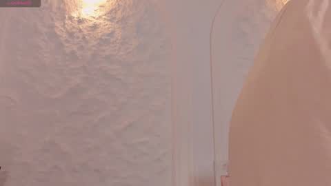 Rebe online show from March 11, 2026, 8:37 pm