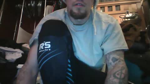 Snapshot of recka810 chatting on February 28, 2025, 7:15 am recka810 online show from February 28, 2025, 7:15 am