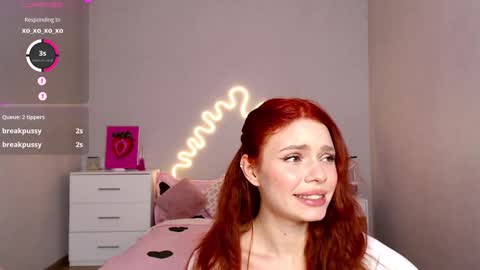 red__candy online show from December 6, 2024, 12:49 pm