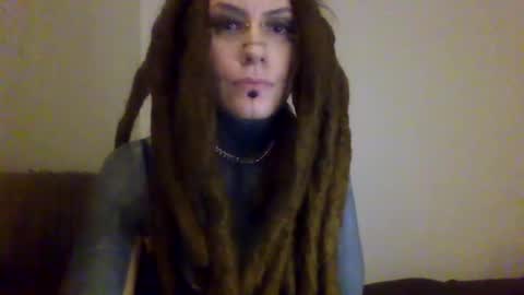 Snapshot of red_eyed_roze chatting on January 30, 2025, 7:39 am red_eyed_roze online show from January 30, 2025, 7:39 am