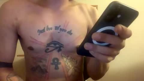 Snapshot of red_room420 chatting on May 17, 2026, 10:44 am red_room420 online show from May 17, 2026, 10:44 am
