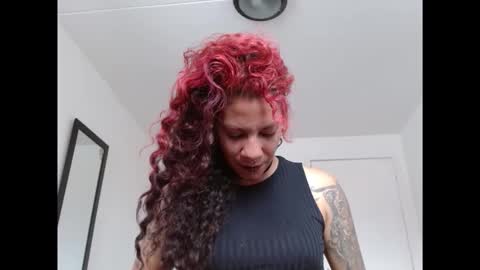 Snapshot of red_savage_ chatting on April 6, 2026, 4:30 pm Instagram Valerie yourdream online show from April 6, 2026, 4:30 pm