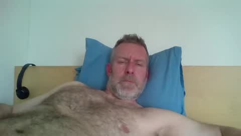 Red online show from May 11, 2026, 10:32 am