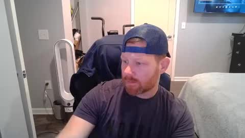 Snapshot of redbeardready4u chatting on February 15, 2026, 3:31 pm Redbeardready4u online show from February 15, 2026, 3:31 pm