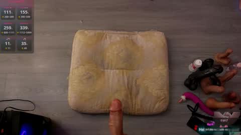 Redhead Shark online show from October 3, 2025, 12:24 pm