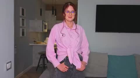 Alice Red online show from May 3, 2026, 6:03 pm
