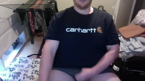 Snapshot of redheaded_aus chatting on September 16, 2025, 6:58 am Burt Macklin online show from September 16, 2025, 6:58 am