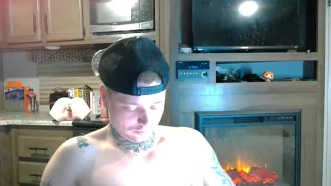 Snapshot of redinthebed chatting on December 31, 2024, 1:26 am InkedGinger online show from December 31, 2024, 1:26 am