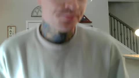 Snapshot of redinthebed chatting on March 7, 2025, 4:24 am InkedGinger online show from March 7, 2025, 4:24 am