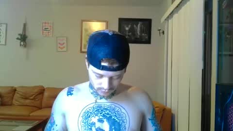 Snapshot of redinthebed chatting on October 15, 2025, 2:22 am InkedGinger online show from October 15, 2025, 2:22 am