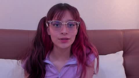 Snapshot of redmeloddy chatting on January 8, 2025, 7:13 pm Meloddy online show from January 8, 2025, 7:13 pm