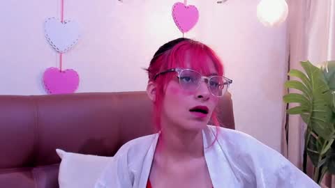 Snapshot of redmeloddy chatting on February 8, 2025, 7:38 pm Meloddy online show from February 8, 2025, 7:38 pm