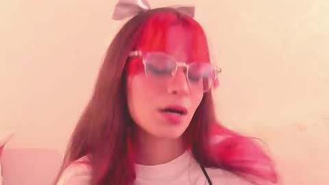 Snapshot of redmeloddy chatting on February 25, 2025, 7:58 pm Meloddy online show from February 25, 2025, 7:58 pm