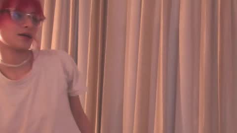 Snapshot of redmeloddy chatting on March 1, 2025, 10:31 pm Meloddy online show from March 1, 2025, 10:31 pm