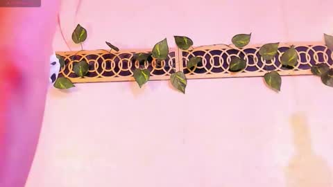 Meloddy online show from November 16, 2025, 8:14 pm