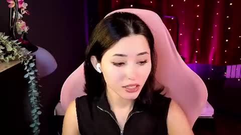 Kiara online show from June 25, 2026, 8:24 pm