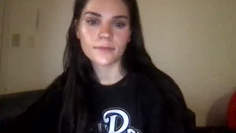 Penelope online show from December 31, 2024, 8:02 pm