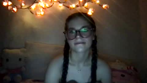 Penelope online show from February 11, 2025, 7:38 pm
