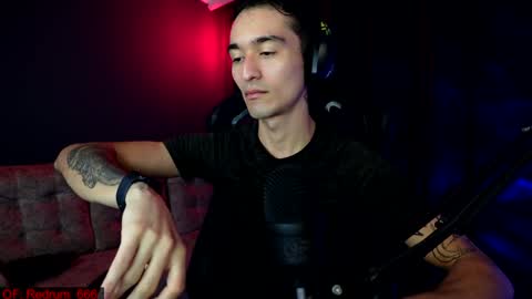 Snapshot of redrum_696 chatting on December 5, 2024, 6:55 pm Red online show from December 5, 2024, 6:55 pm