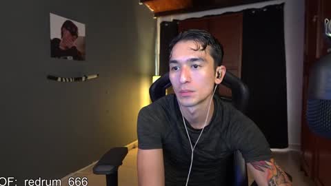 Snapshot of redrum_696 chatting on January 27, 2025, 8:07 pm Red online show from January 27, 2025, 8:07 pm