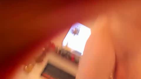 Snapshot of redrunsky chatting on November 17, 2025, 4:46 pm redrunsky online show from November 17, 2025, 4:46 pm