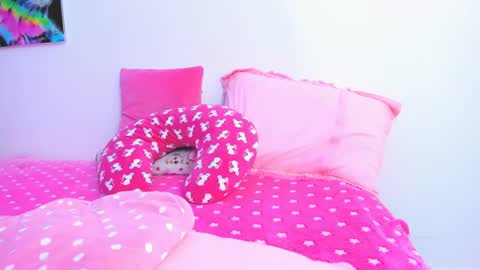 redski77 online show from March 7, 2025, 9:29 am