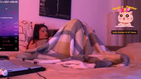 Red online show from March 9, 2025, 1:46 am