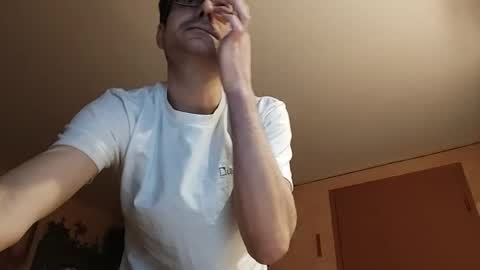 Snapshot of reeds44 chatting on February 17, 2026, 8:04 pm reeds44 online show from February 17, 2026, 8:04 pm