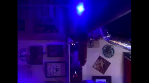 Lee online show from October 5, 2025, 10:13 am