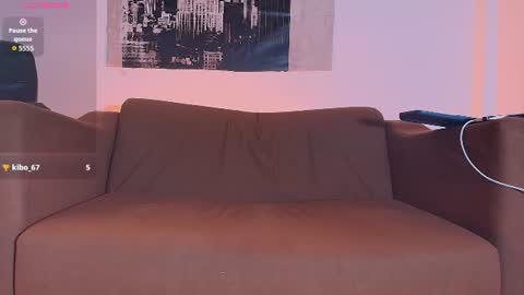 Snapshot of regan_01 chatting on June 20, 2026, 6:33 pm Regan online show from June 20, 2026, 6:33 pm