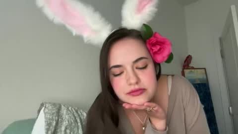 Its Reginaaa  online show from April 6, 2026, 1:14 am