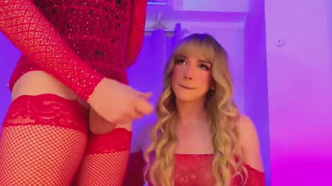 reginarose online show from November 27, 2025, 1:18 am