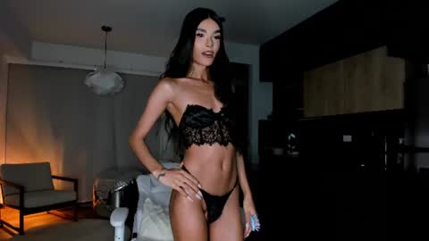 Snapshot of reichel_gray chatting on July 7, 2026, 1:52 am REICHEL online show from July 7, 2026, 1:52 am
