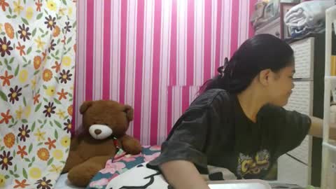 Snapshot of reign2525 chatting on November 20, 2025, 8:47 am reign2525 online show from November 20, 2025, 8:47 am