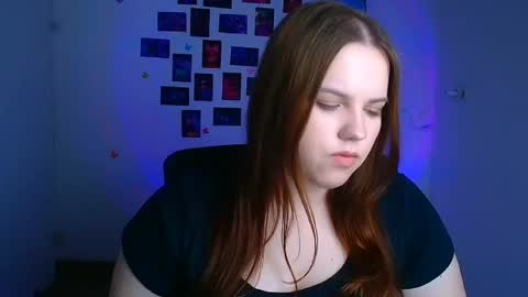 Reina online show from April 18, 2026, 11:14 am