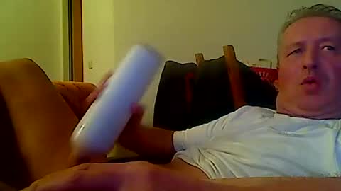 reini7211 online show from December 5, 2024, 2:53 am