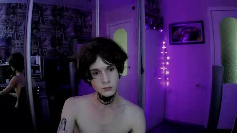 Snapshot of remitrash chatting on October 28, 2025, 5:55 am RemiTrash online show from October 28, 2025, 5:55 am