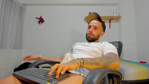 Rmy Steen online show from March 13, 2026, 11:55 pm