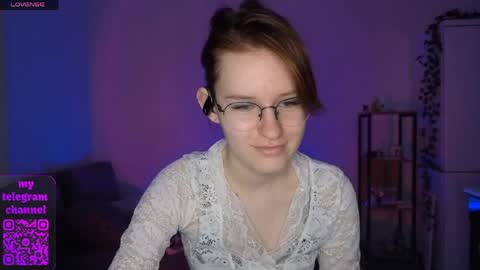 Snapshot of renaeblaski chatting on April 25, 2026, 9:34 pm Claire online show from April 25, 2026, 9:34 pm