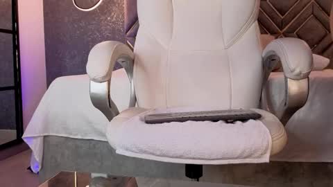 Renata 3 online show from February 4, 2026, 11:16 am