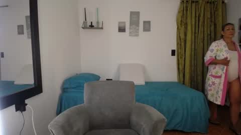 Snapshot of renata_salinas_1 chatting on June 12, 2026, 11:25 pm Renata Salinas online show from June 12, 2026, 11:25 pm