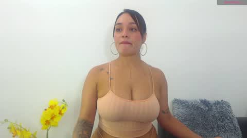 Snapshot of renatabrownn28 chatting on June 16, 2026, 6:27 am renatabrownn28 online show from June 16, 2026, 6:27 am