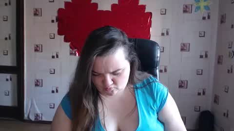 renataoia online show from March 1, 2025, 1:40 pm